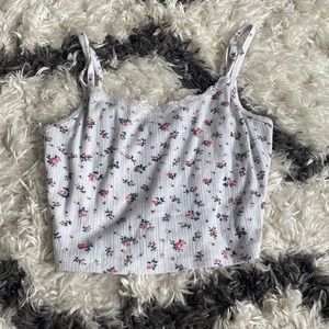 Crop top.